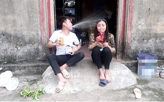 Mới tập tành làm Vlog, con gái xinh đẹp của bà Tân đã bị dân mạng bóc phốt "gian dối khán giả"