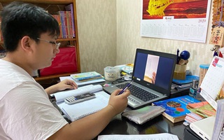 MỚI: Sau khi yêu cầu không thu phí học online, Hà Nội lại cho phép các trường thu phí