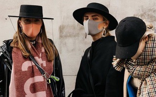 Vừa sản xuất nước rửa tay, tập đoàn đồ hiệu LVMH vừa chi tiền mua 40 triệu khẩu trang để phát miễn phí giữa dịch Covid-19
