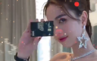 Sự thật về chiếc "thẻ đen quyền lực" của Ngọc Trinh, hóa ra "nữ hoàng nội y" không giàu như vẫn tưởng