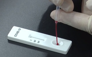 Mỗi ngày Việt Nam có thể xét nghiệm tìm COVID-19 từ 8.000 - 10.000 mẫu