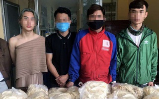 Bất chấp lệnh cấm, quán bar vẫn cho dân chơi "bay lắc" giữa mùa dịch Covid-19
