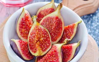 Một ly nước ép quả sung mỗi ngày, bạn sẽ không còn uể oải, mệt mỏi ngay đầu hè oi ả và còn vô số lợi ích khác