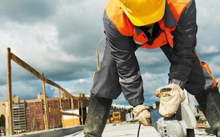 Học kém nhất lớp nhưng 16 năm sau, cậu học trò cũ khiến thầy giáo ngỡ ngàng vì thu nhập và nhận ra sai lầm của bản thân