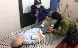 Vụ bé gái 3 tuổi tử vong nghi do mẹ đẻ và cha dượng bạo hành: Thủ phạm có thể đối mặt với tội Giết người