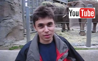 Chủ nhân đoạn video đầu tiên lên Youtube cách đây 15 năm hiện giờ có cuộc sống khiến ai cũng ngỡ ngàng với những điều có "1-0-2"