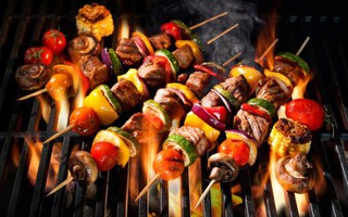 Cách ăn thịt nướng ít độc hại nhất để 'tránh xa' ung thư