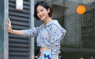Dáng người mảnh mai, vẻ ngoài “trông như cô gái tuổi 18”, bí quyết nào giúp Lại Nhã Nghiên làm được điều này ở tuổi tứ tuần?