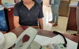 Gã thanh niên dùng ảnh "nóng" tống tiền bạn gái 17 tuổi khai gì với công an?