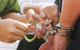 Phát hiện đối tượng truy nã trong số người cách ly COVID-19