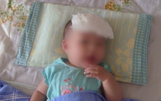 Con quấy khóc không chịu ngủ, mẹ ra sức dỗ dành mà không biết hành động của mình lại khiến con co giật, tím tái