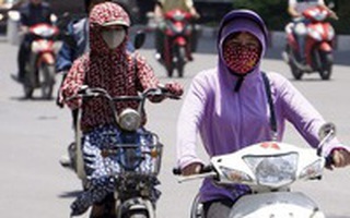 Nắng nóng tại TP.HCM khiến nhiều người bị bỏng, ngứa rát