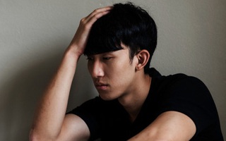 Ngày nào con gái cũng hỏi về mẹ, tôi chỉ biết nói dối mẹ đã qua đời, cho đến một ngày cô ấy xuất hiện trước mặt bố con tôi 