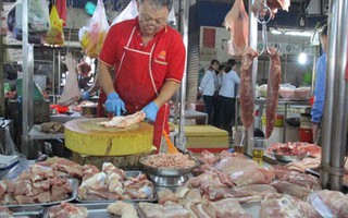 Choáng với giá thịt heo 100.000 đồng/kg