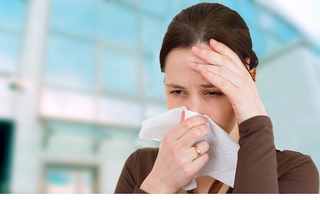 Nhiều người bị bệnh đau đầu "hành hạ" trong mùa hè, nguyên nhân có thể không đơn giản mà do 5 bệnh nghiêm trọng 