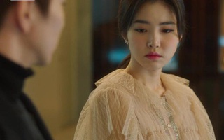 Cuộc trò chuyện ngắn ngủi qua điện thoại mang tính "khai sáng" cho cô vợ bị phản bội "lột xác" ngoạn mục