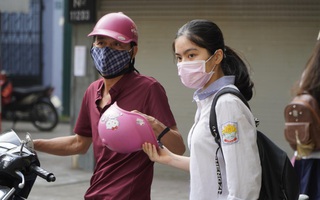 Muôn vàn tình huống dở khóc dở cười ngày đầu đi học lại: Quên mất lớp nằm ở đâu, đi học sớm quá nên trường chưa mở cửa