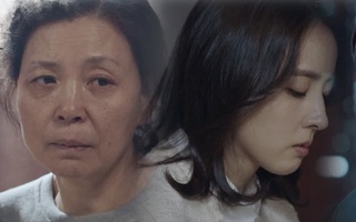 "Mothers": Nghẹn ngào câu chuyện bà ngoại ân hận tìm đến cái chết vì sơ ý khiến cháu ngã lầu, con gái căm hận mẹ đẻ để rồi nhận ra sự thật xót xa