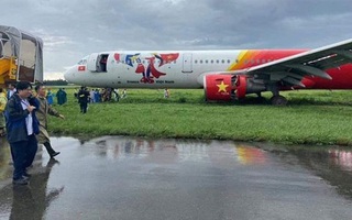 Trích xuất dữ liệu hộp đen vụ máy bay Vietjet trượt khỏi đường băng Tân Sơn Nhất
