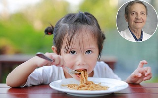 Bác sĩ Collin: 2 NÊN, 2 TRÁNH để bố mẹ nuôi dưỡng những đứa trẻ ăn uống khỏe mạnh, chẳng bao giờ lo con biếng ăn