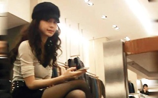 Rộ clip chụp lén khoảnh khắc nhạy cảm của Angelababy, dấy lên làn sóng phẫn nộ trên mạng xã hội