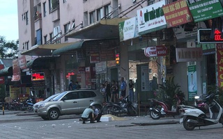 Hà Nội: Sau tiếng động lớn, người dân phát hiện một phụ nữ tử vong dưới sân chung cư