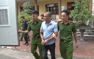 Nam Định: Giám đốc CA tỉnh khen thưởng thành tích phá án vụ "bảo kê" hỏa táng
