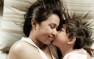 Đua nhau rèn con ngủ riêng nhưng nghe lời khuyên của chuyên gia, có thể bố mẹ sẽ thay đổi suy nghĩ