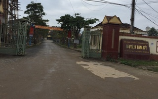 “Đi lạc” vào danh sách cận nghèo, nhiều xã cuống cuồng thu hồi tiền hỗ trợ Covid-19