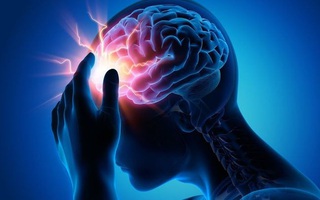 Cậu bé 16 tuổi bị xuất huyết não đột ngột, thói quen xấu trong cuộc sống chính là "thủ phạm"