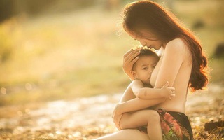 WHO: Trẻ uống sữa công thức có nguy cơ béo phì cao hơn so với trẻ được nuôi bằng sữa mẹ hoàn toàn