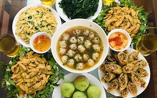 Vào bếp nấu ăn "thần tốc", vợ đảm khiến hội chị em trầm trồ không ngớt vì mâm cơm nào cũng ngon đẹp như mâm cỗ