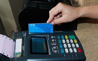 Nợ thẻ tín dụng hơn 6 triệu, 7 năm sau bị đòi gần 60 triệu đồng