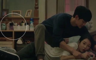 "Thánh soi" phát hiện anh điều dưỡng Kim Soo Hyun giản dị nhưng vẫn biết dùng nước xịt thơm quần áo để quyến rũ người đẹp