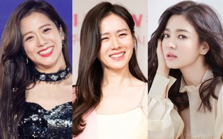 5 cặp idol - diễn viên giống nhau như ruột thịt: Jisoo - Son Ye Jin không làm chị em quá phí, Song Hye Kyo có em thất lạc ở Red Velvet