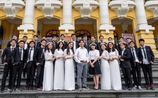 Những lớp học "bội thu" á khoa, thủ khoa mùa tuyển sinh lớp 10 ở Hà Nội