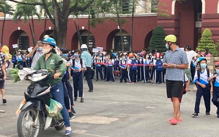 Vụ trong dịch Covid-19 vẫn bắt hơn 800 học sinh đến trường: Phạt 15 triệu đồng