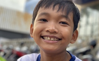 Hành động đẹp của cậu bé 10 tuổi ở góc đường An Dương Vương, quận 5