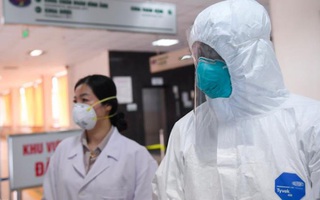 Xét nghiệm 14 lần mới ra virus, tổn thương phổi nặng, BN1045 bội nhiễm nhiều vi khuẩn