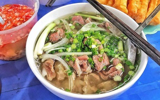 Dập tắt cảm giác uể oải mỗi sáng thứ Hai với 5 quán phở bò chuẩn Hà Nội, ăn đến đâu là tỉnh người đến đấy!