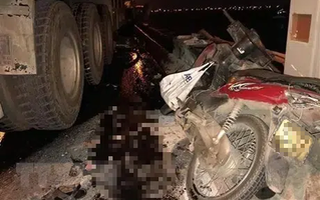 Xe đầu kéo cuốn nạn nhân đi gần 60km sau tai nạn