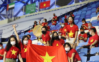 CĐV vào sân Mỹ Đình được hỗ trợ xét nghiệm COVID-19