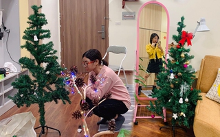 Trang trí căn hộ đón Noel với giá 350 ngàn đồng, tiết kiệm nhưng rất ấm áp của mẹ bỉm sữa ở Hà Nội