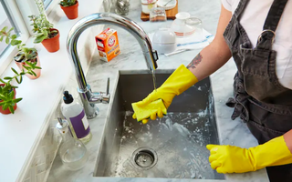 7 điều cần lưu ý khi rửa bát, điều số 5 hầu hết chúng ta đều mắc phải mà không biết!