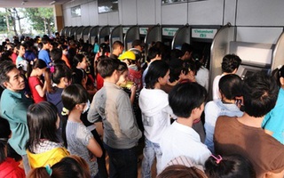 Tết 2022 hết cảnh xếp hàng rút tiền ATM?