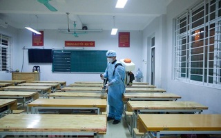 Khi có F0 trong trường học, các nơi khác có phong tỏa trường như Hà Nội?