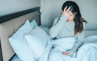 Ngủ dậy vào buổi sáng thấy miệng có 3 biểu hiện sau, bạn đã bị trào ngược dịch mật, chủ quan bỏ qua dễ chuyển thành ung thư dạ dày, thực quản