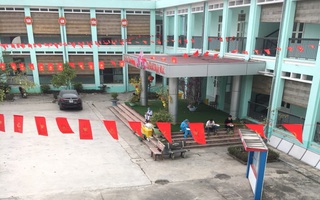 Thầy Phó Hiệu trưởng kể chuyện cuộc sống trong khu cách ly