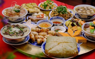 Ngộ độc thực phẩm thường gặp trong Tết: Xử lý tại nhà thế nào mới đúng?