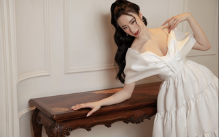 Hành trình phong cách của Angela Phương Trinh: Từ "thảm họa" khoe thân nhức mắt cho tới biểu tượng sexy "xịt máu mũi"